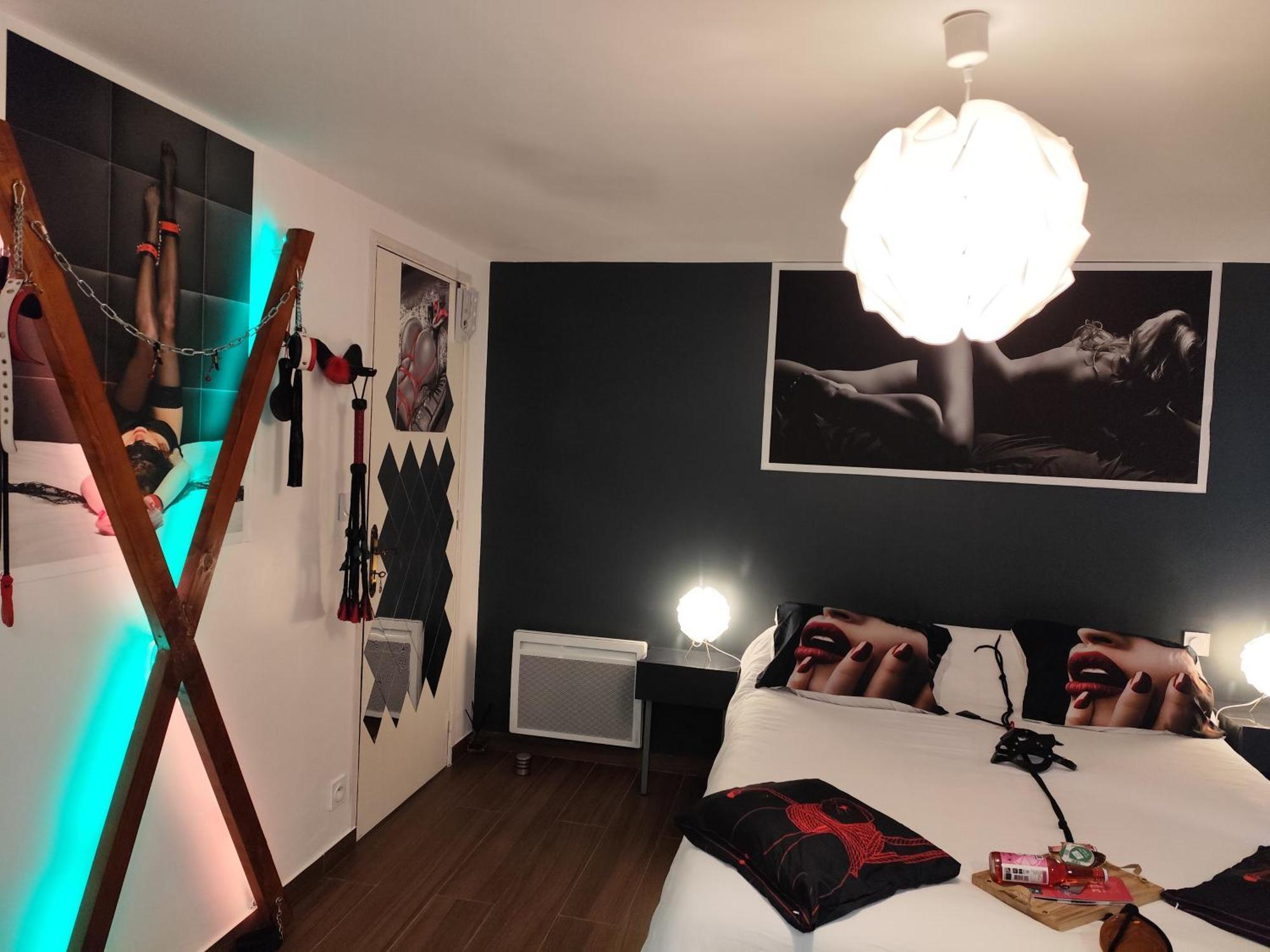 Loveroom Et Spa Prive De L'Ile Des Plaisirs Graulhet Pokoj fotografie